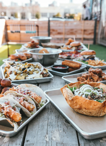 BOWLOUNGE | Eat - Drink - Patio - Bowl