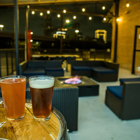 BOWLOUNGE | Eat - Drink - Patio - Bowl